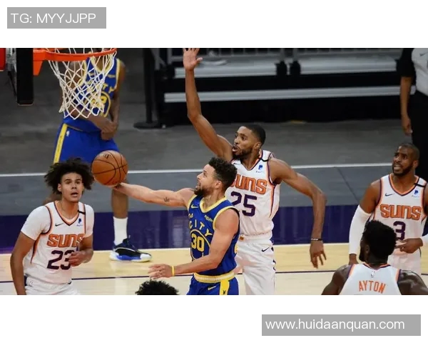 太阳与勇士精彩对决录像回放分析4月6日比赛全景解读